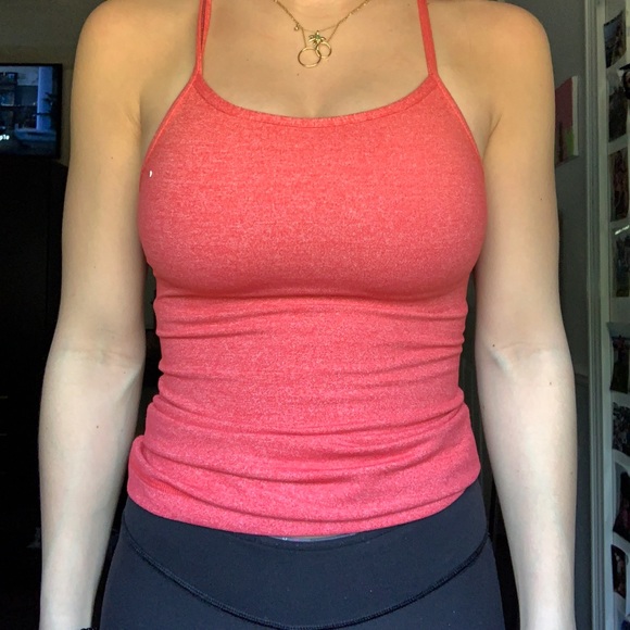🌸 Lululemon tank top - Picture 1 of 4
